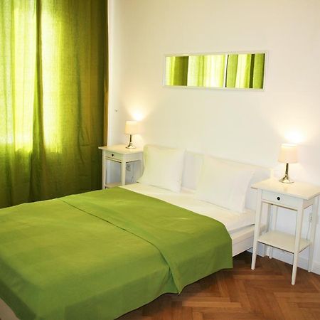 Apartment Lea Прага Экстерьер фото